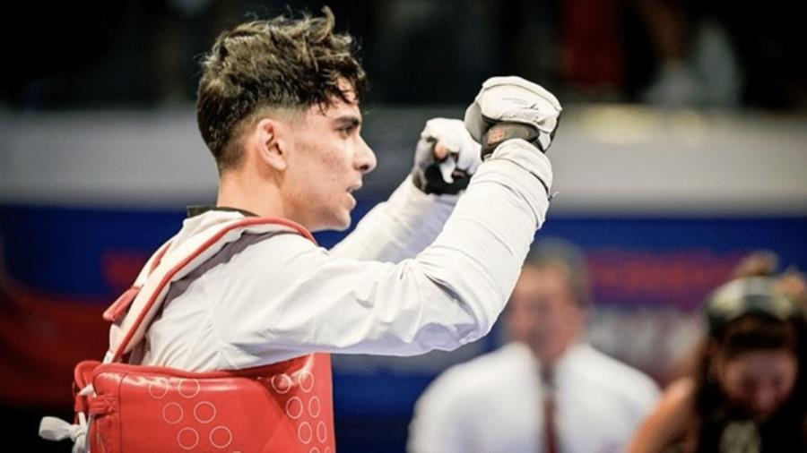 ابوالفضل زندی به نیمه نهایی رسید